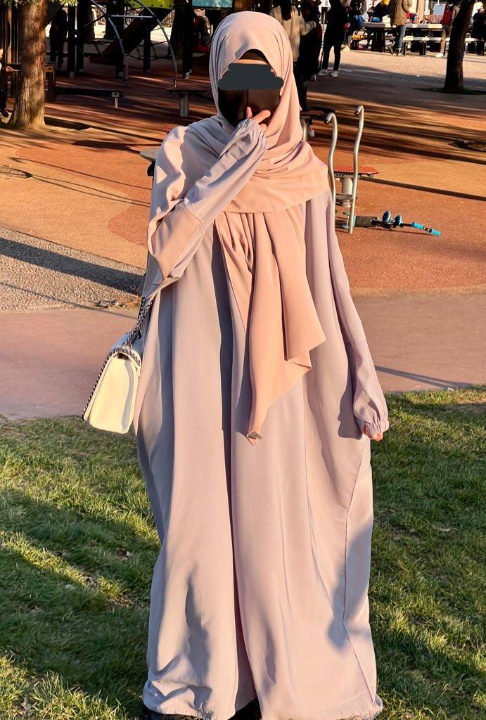 SEERAH.FR Abaya Gris perlé Abaya Senayah - Style, Élégance, Pudeur